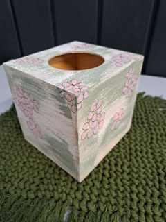 Box na kapesníky 